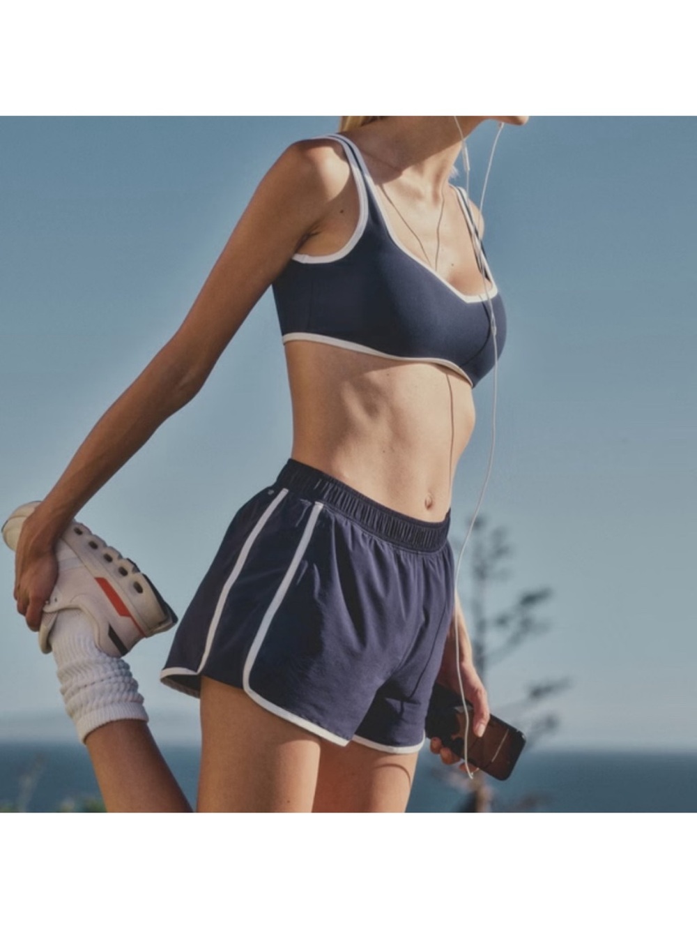 Abercrombie & Fitch Shorts - YPB sprintTEK High Rise Lined Short